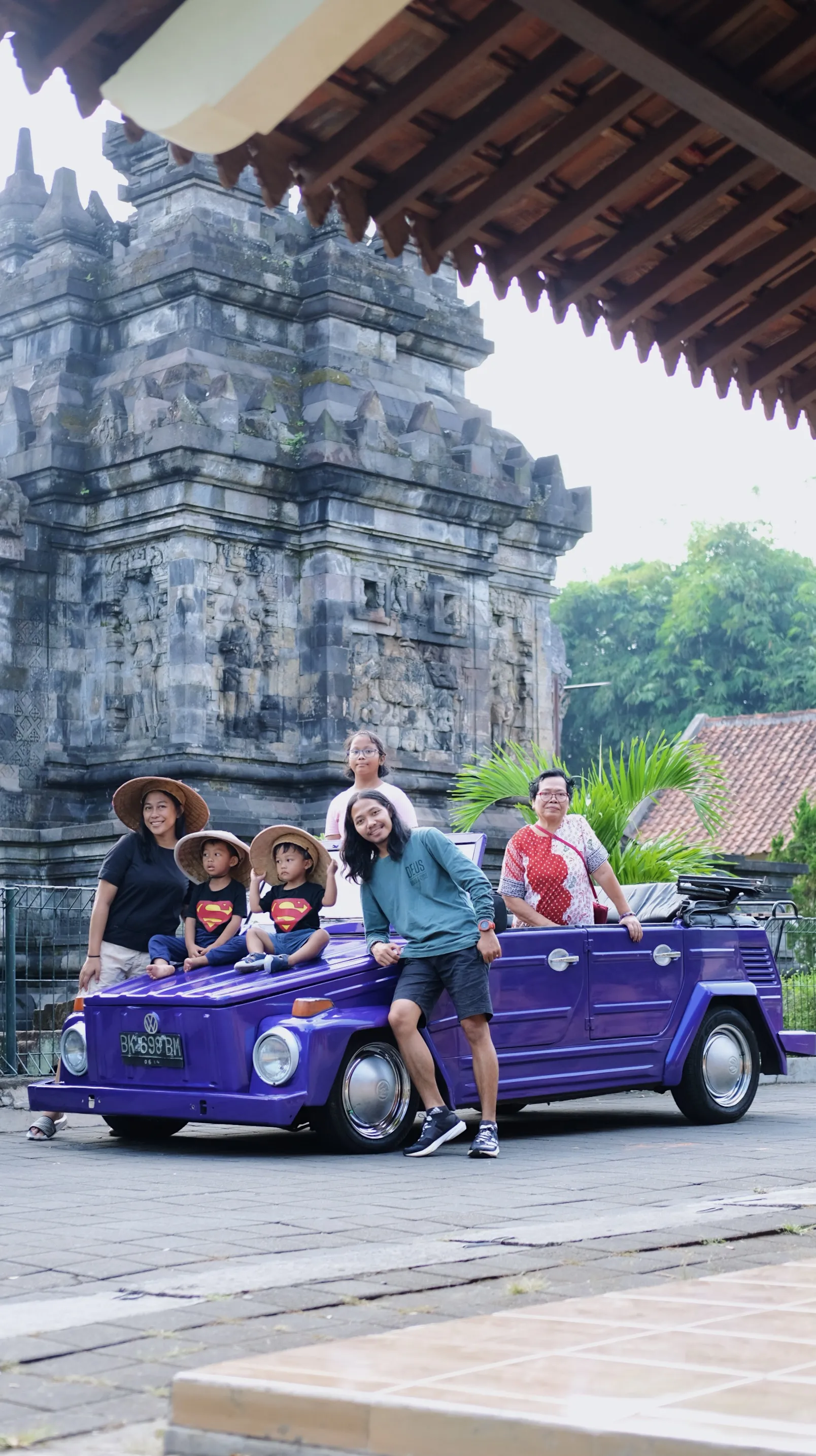 VW BOROBUDUR MEDIUM TRIP